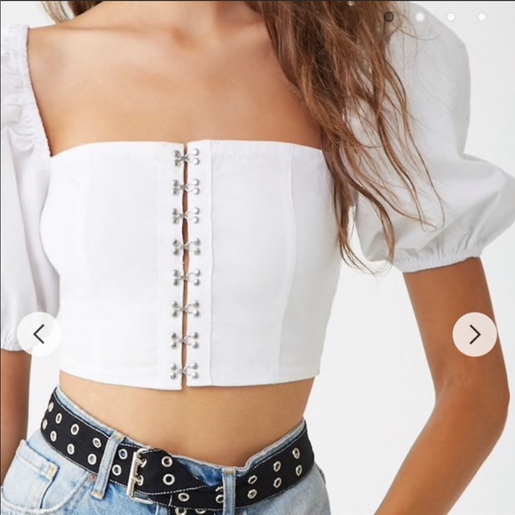Forever 21 Tops - NWT Hook And Eye Crop Top